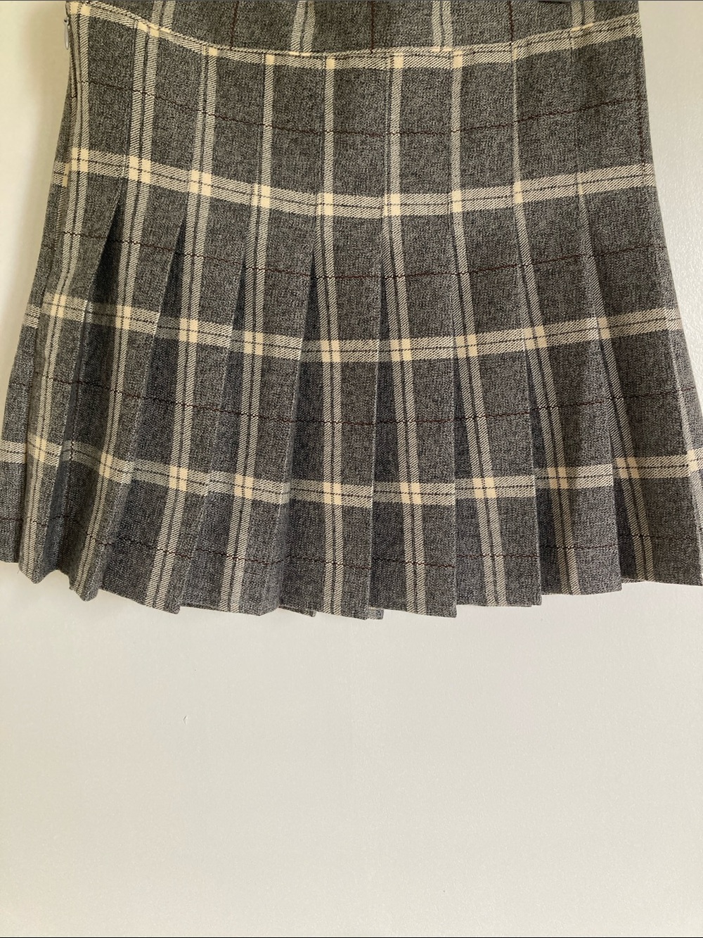 Girls' Pleated Gray Plaid Skirt - Schoolhouse Style